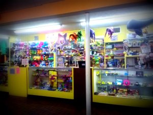 72579_301917453271868_986565103_n